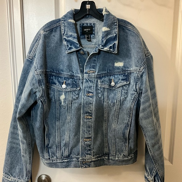 Forever 21 Men’s Distressed Denim Jacket - Picture 1 of 6